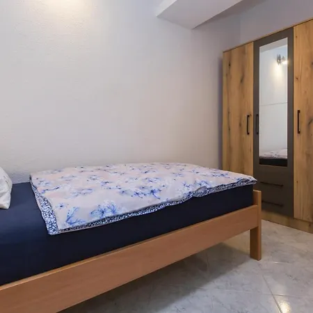 Apartment Ana