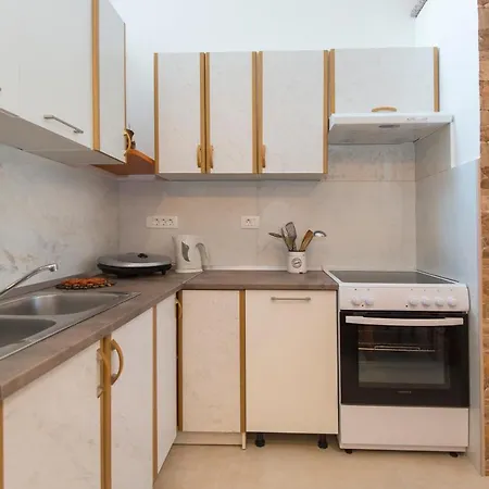 Apartment Ana *